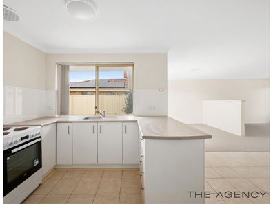 2/105 Arlunya Avenue, Cloverdale WA 6105