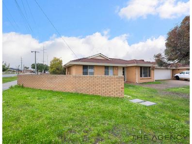 2/105 Arlunya Avenue, Cloverdale WA 6105