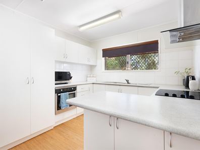 13 Pinderi Crescent, Dampier WA 6713