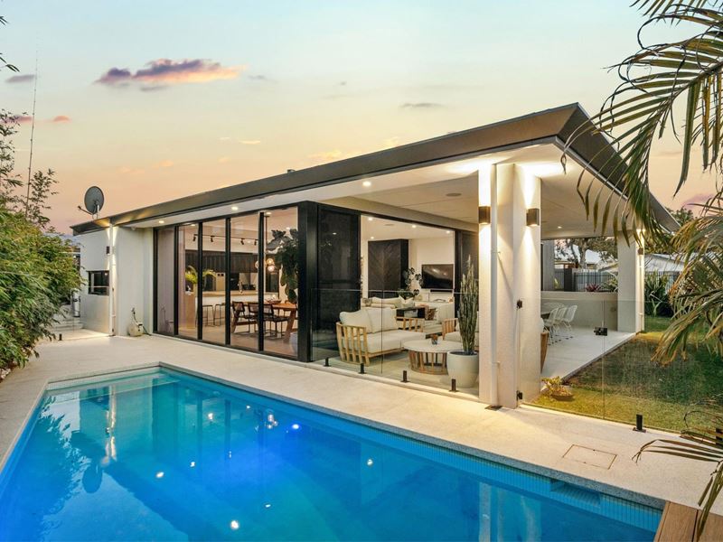 30 Bentwood Avenue, Woodlands