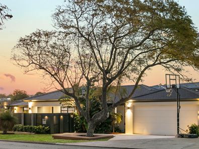 30 Bentwood Avenue, Woodlands WA 6018