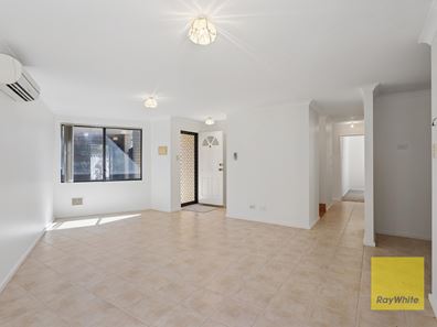 6/4 Templeman Place, Midland WA 6056