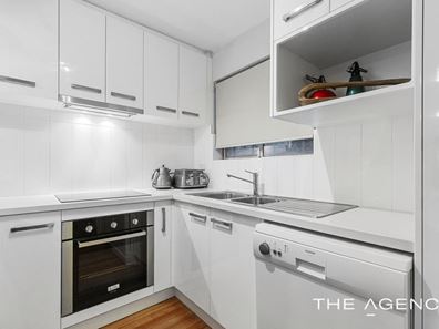17/58 Nannine Place, Rivervale WA 6103