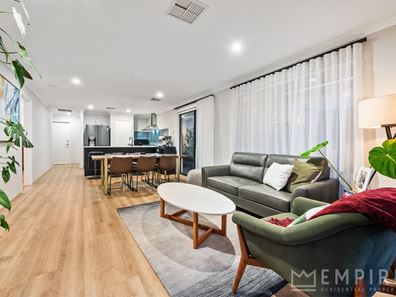 42 Yellowstone Grove, Success WA 6164