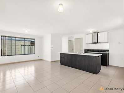 14 Fertito Entrance, Success WA 6164