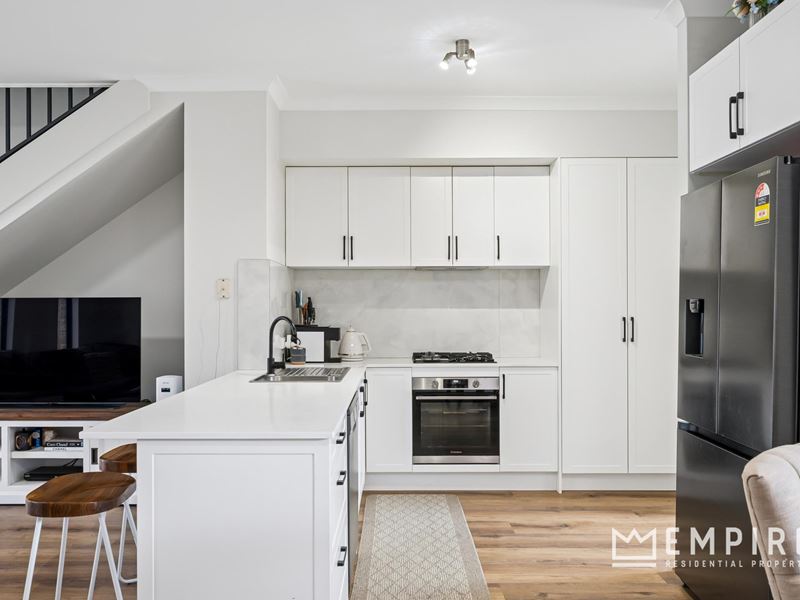8 Gray Court, Hamilton Hill
