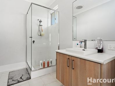104 Dandaragan Drive, Dawesville WA 6211