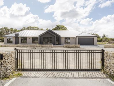 4 Swishbush Close, Cardup WA 6122