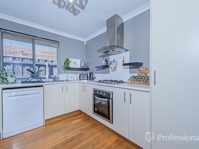5 Greenbank Street, Ellenbrook WA 6069
