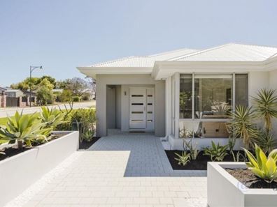 7 Mamillius Street, Coolbellup WA 6163