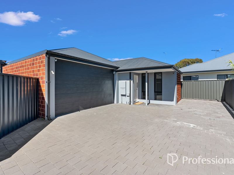 26B Winterton Way, Girrawheen WA 6064