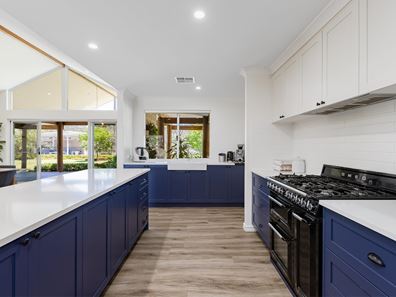 99 Tuart Road, Oakford WA 6121