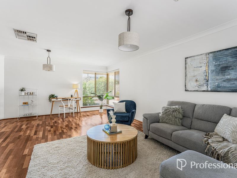 223 Trappers Drive, Woodvale WA 6026