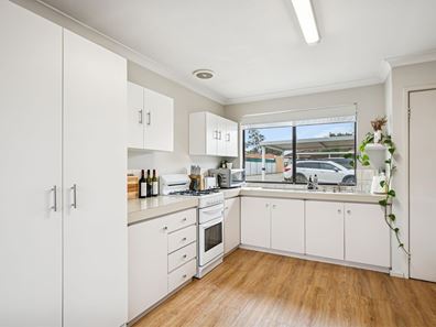 76C Corbel Street, Shelley WA 6148