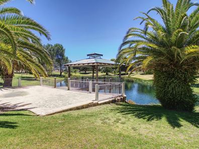 19 Elanora Drive, Cooloongup WA 6168