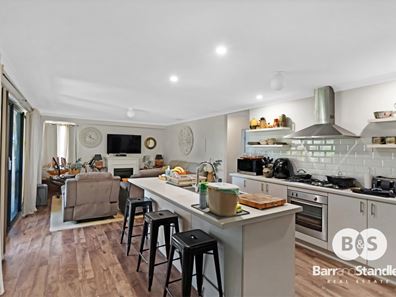 4 Fantail Loop, Eaton WA 6232