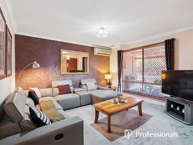 31 Palmer Crescent, High Wycombe WA 6057