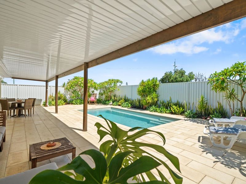 9 Ledgard Street, Rockingham WA 6168