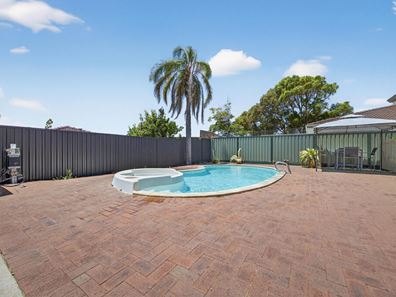 90 Barrington Street, Spearwood WA 6163