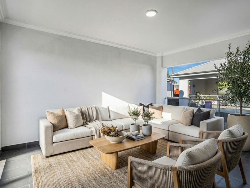 8/13 Belcastro Way, Madeley