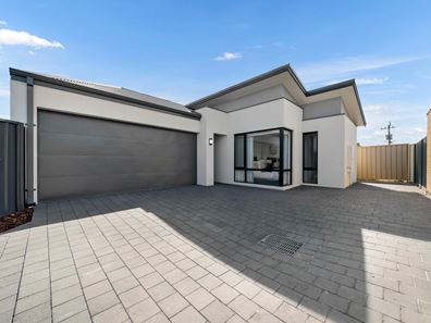 20A Mandalay Place, Craigie WA 6025