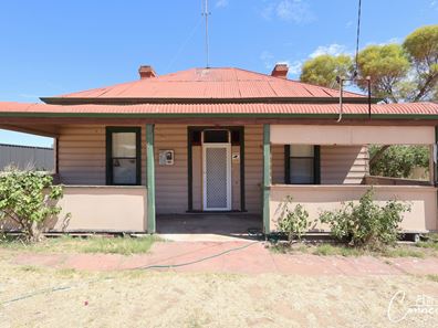12 Selby Street, Northam WA 6401
