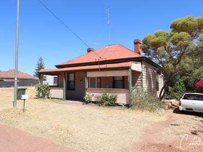 12 Selby Street, Northam WA 6401