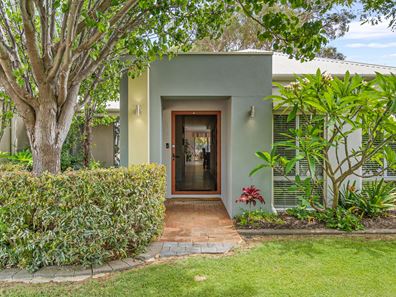 7 Glendale Street, Meadow Springs WA 6210