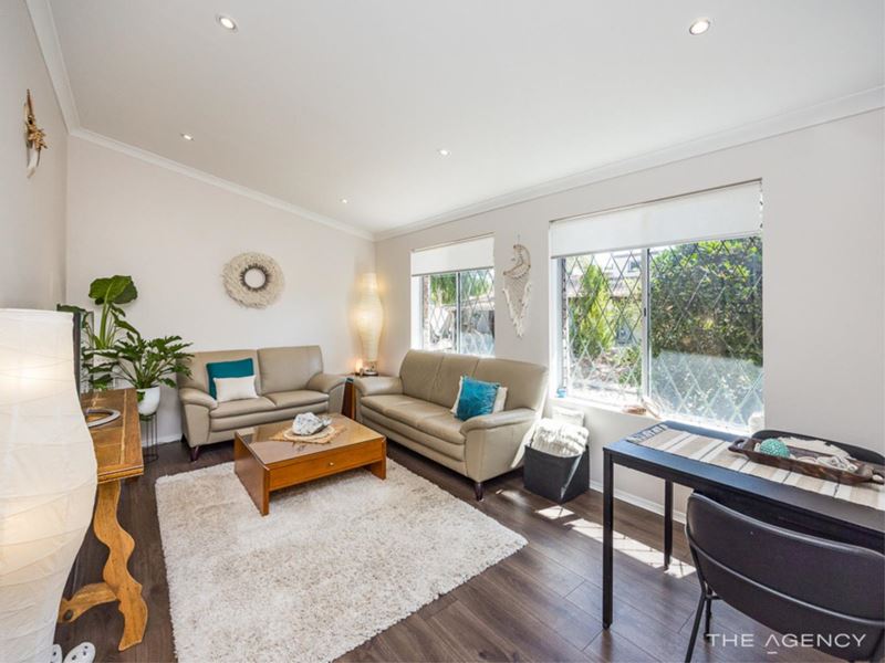 2/24 Stewart Street, Scarborough
