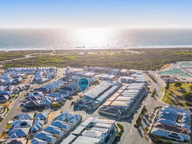 4 Ginrock Way, Golden Bay WA 6174