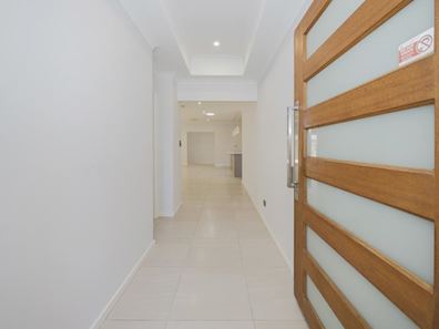 188 Lagoon Drive, Yanchep WA 6035