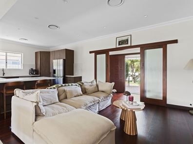 29 Geneff Street, Innaloo WA 6018