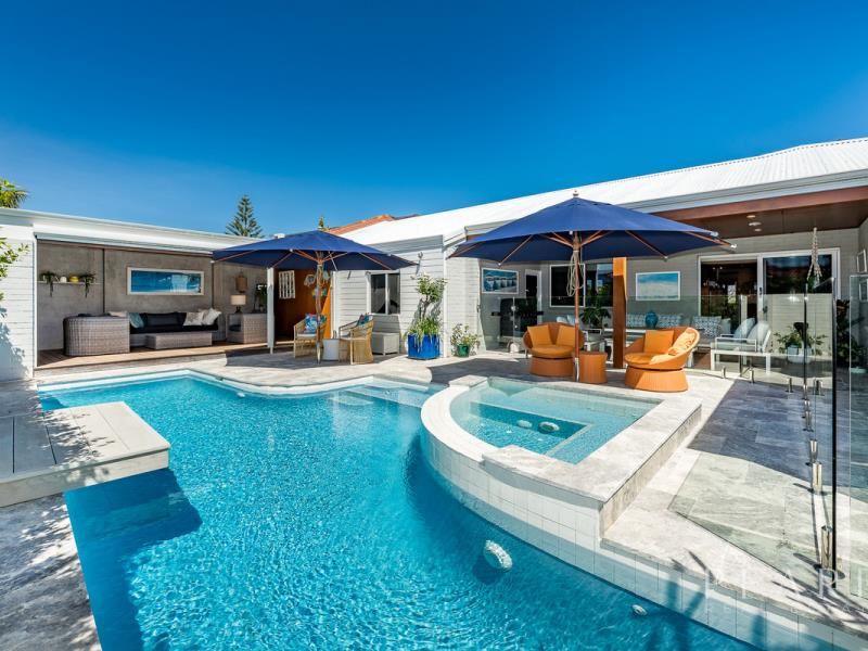 132 Oceanside Promenade, Mullaloo WA 6027