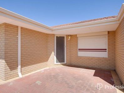 22 Eva Lynch Way, Warnbro WA 6169