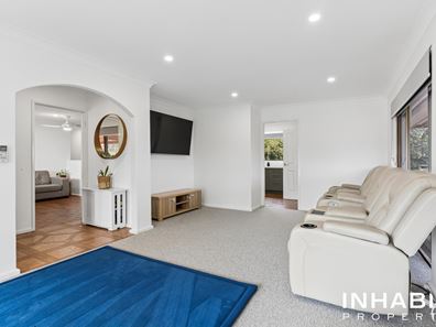 1 Armour Way, Lesmurdie WA 6076