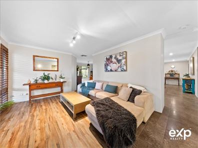 3 CASTILLOA Court, Halls Head WA 6210