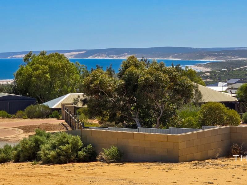 49 Charlton Loop, Kalbarri WA 6536