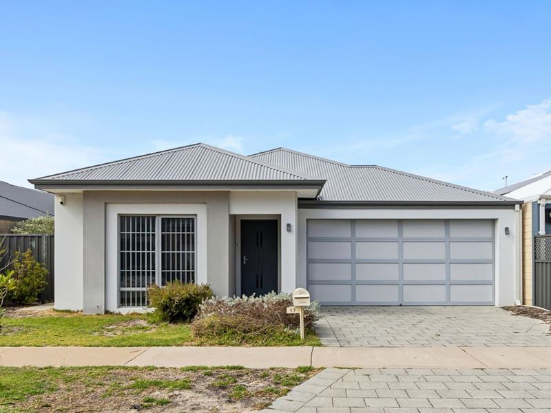 17 Lockhart Crescent, South Guildford