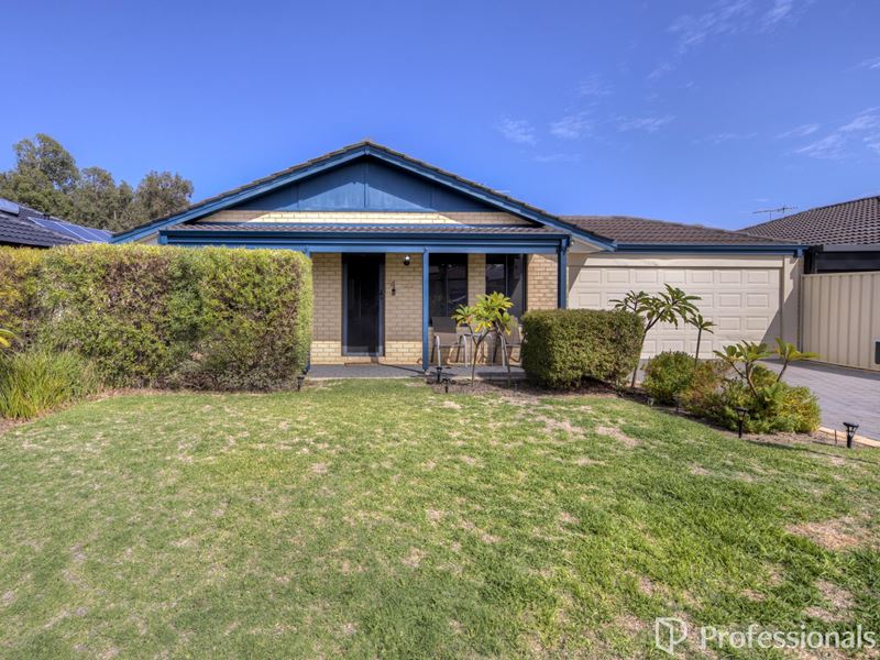 4 Brolga Grove, Seville Grove WA 6112