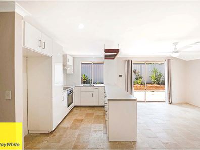 6 Speargrass Close, Alexander Heights WA 6064