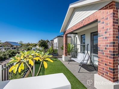 10 Betts Lane, Alkimos WA 6038