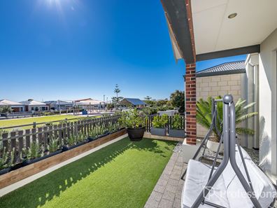 10 Betts Lane, Alkimos WA 6038