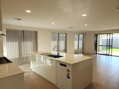 24 Ripen Loop, Hammond Park WA 6164