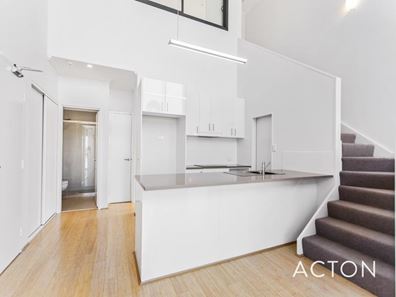 8/16 Bridges Road, Melville WA 6156