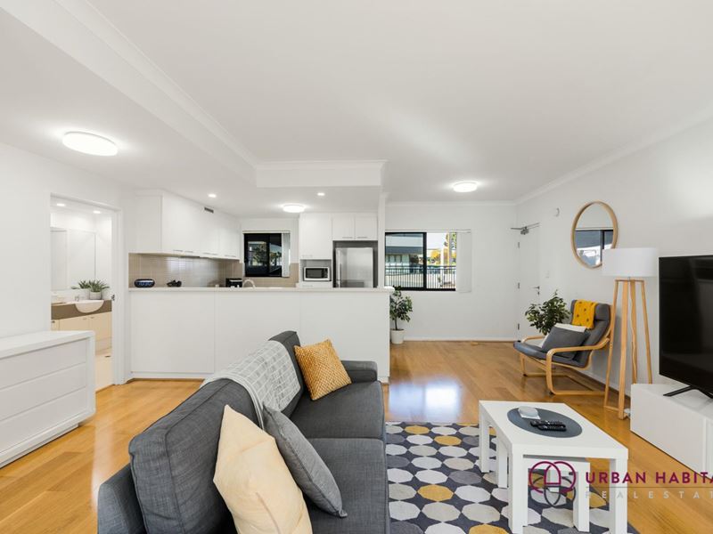3/2 Stockton Bend, Cockburn Central WA 6164