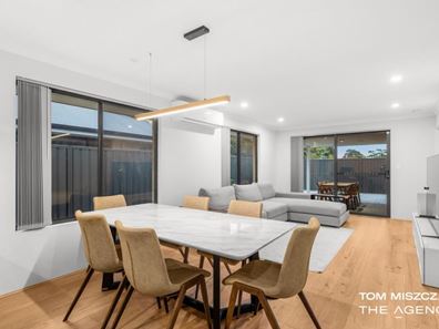 19 Little Close, East Cannington WA 6107
