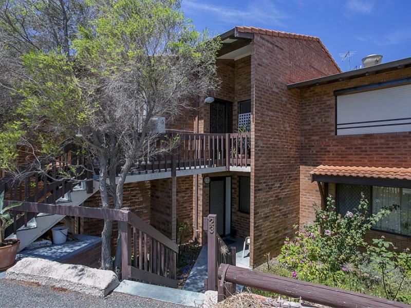 24/72 Stanley  Street, Scarborough WA 6019