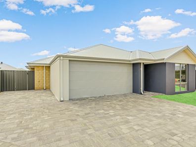 57B Broadhurst Avenue, Ravenswood WA 6208