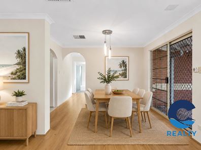 6/2 Corander Gardens, Carine WA 6020