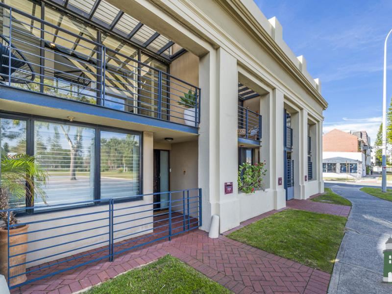 60H Marine Terrace, Fremantle WA 6160